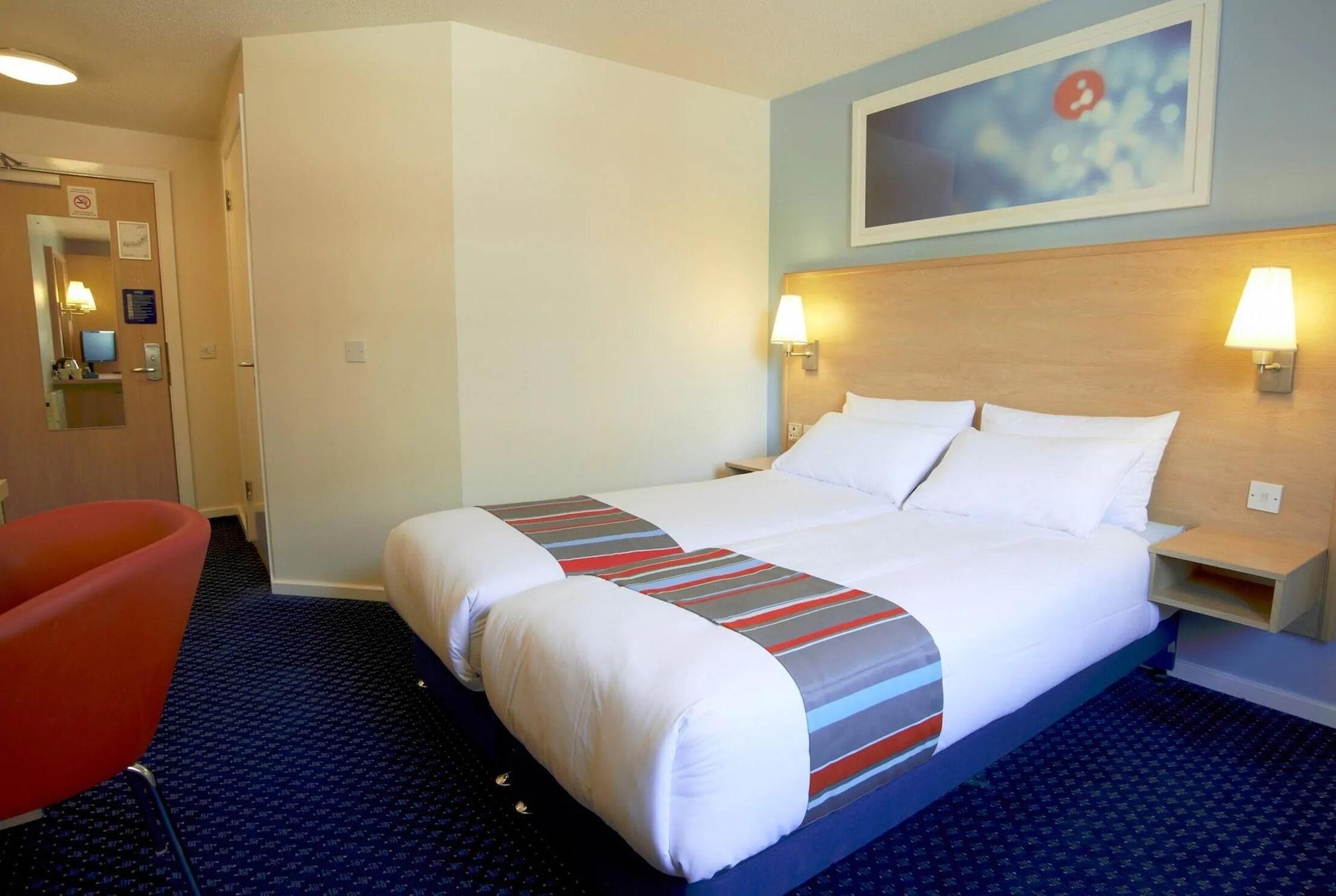 Travelodge Inverness Fairways Екстериор снимка