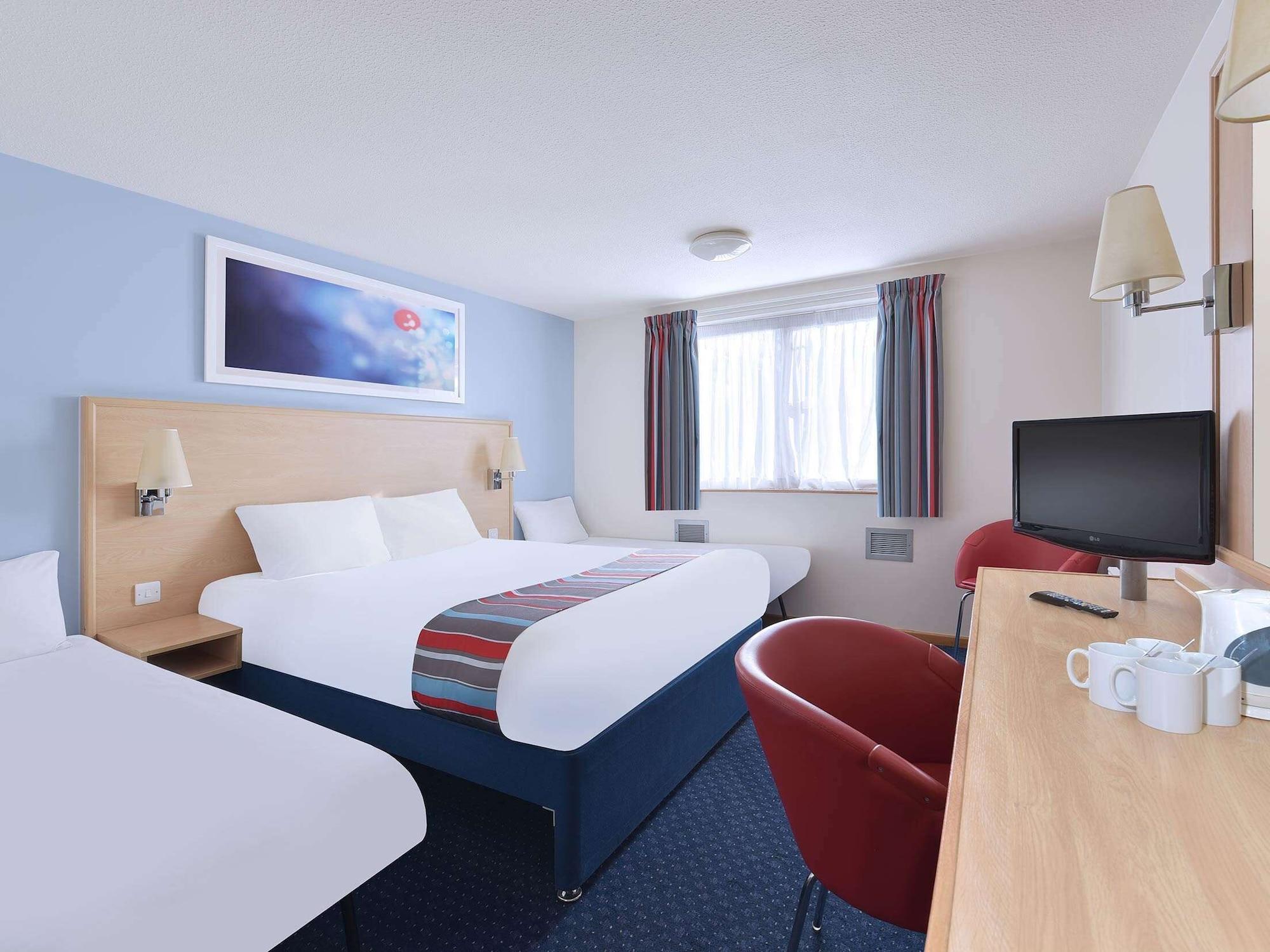 Travelodge Inverness Fairways Екстериор снимка