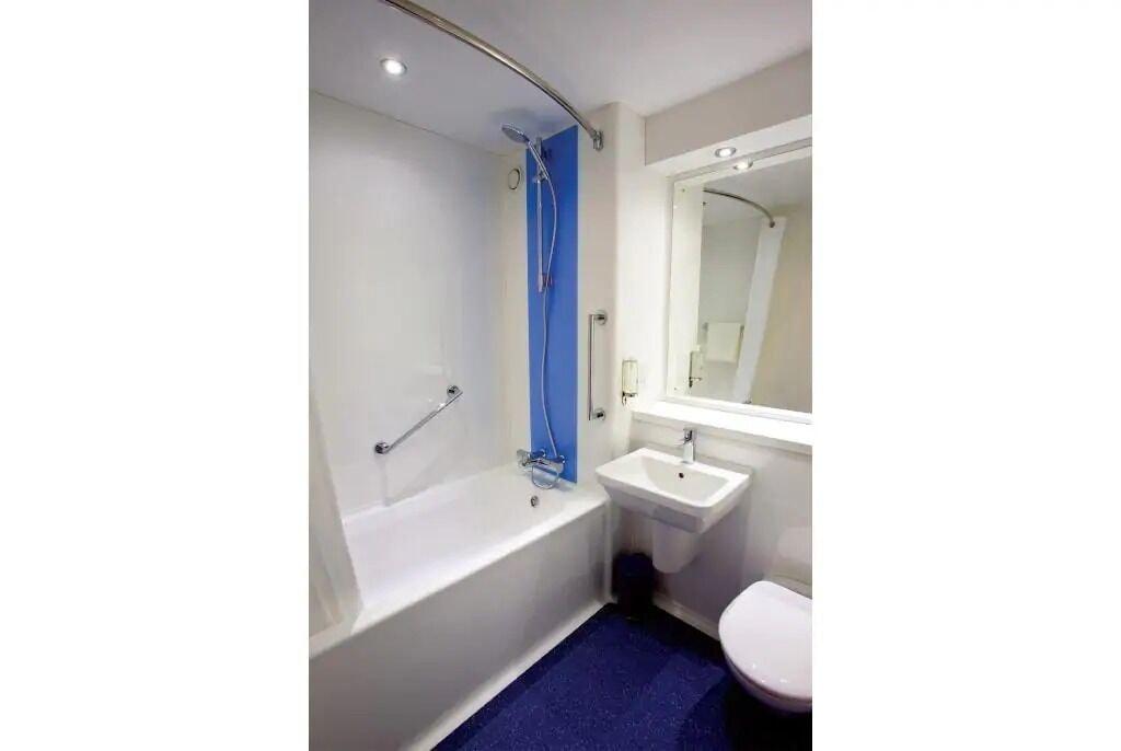 Travelodge Inverness Fairways Екстериор снимка