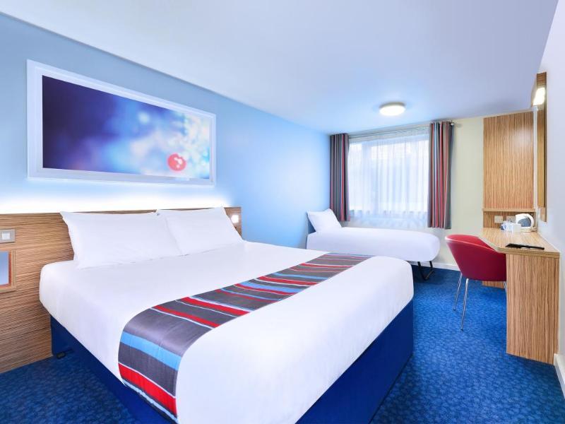 Travelodge Inverness Fairways Екстериор снимка