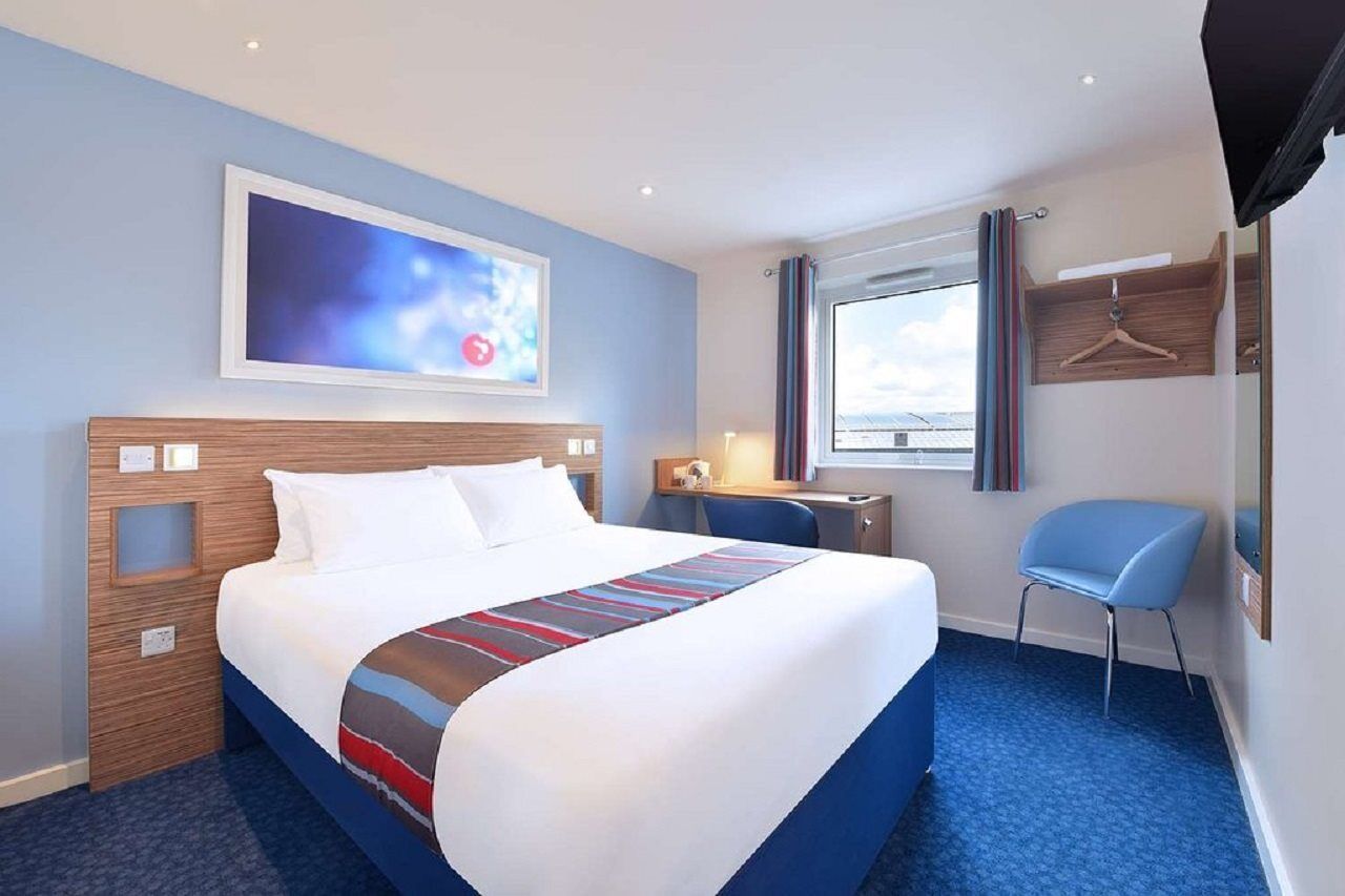 Travelodge Inverness Fairways Екстериор снимка
