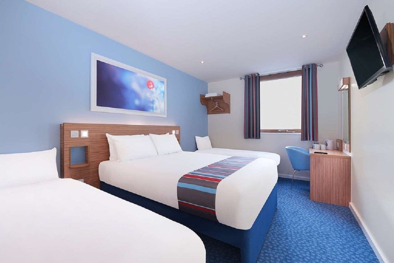 Travelodge Inverness Fairways Екстериор снимка